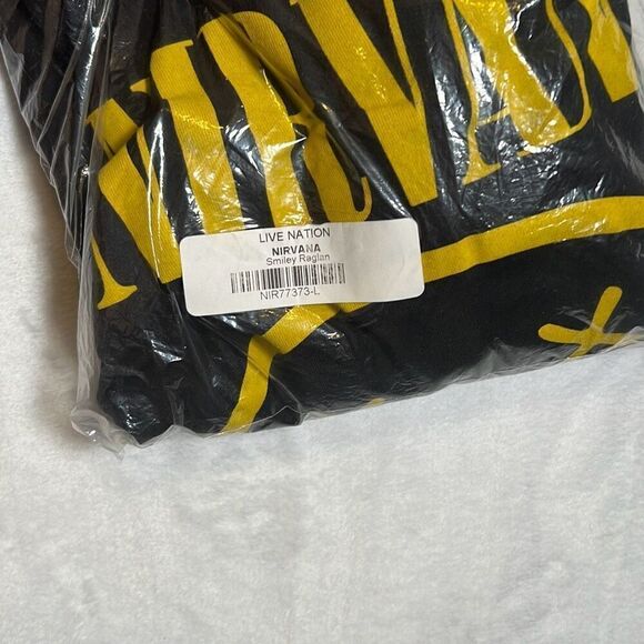 Nirvana Smiley face concert release Raglan long‎ hem cotton T-shirt NWOT Men L - Picture 7 of 7